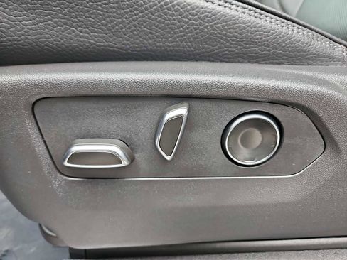 Used 2025 GMC Sierra 1500 Denali w/ Denali Reserve Package image 18