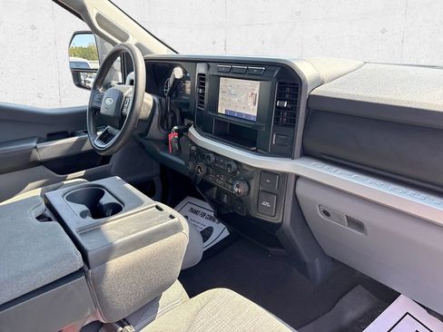 Used 2024 Ford F450 XLT AWD/4WD image 14