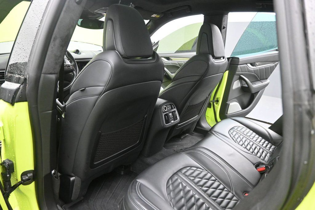 Used 2021 Maserati Levante S GranSport AWD/4WD image 16