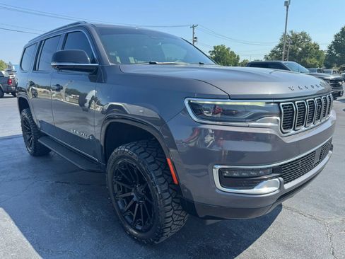 Used 2023 Jeep Wagoneer 4WD w/ Convenience Group I image 16