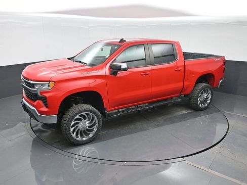 Used 2022 Chevrolet Silverado 1500 LT image 17