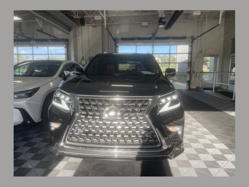 Used 2023 Lexus GX 460 Premium w/ Accessory Package AWD/4WD image 1