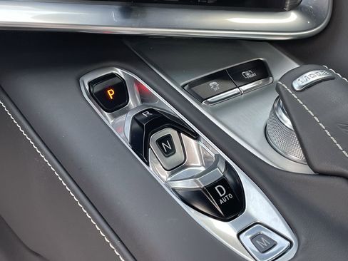 Used 2024 Chevrolet Corvette Stingray Premium Conv w/ Z51 Performance Package image 24