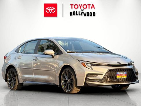 New 2026 Toyota Corolla SE image 1