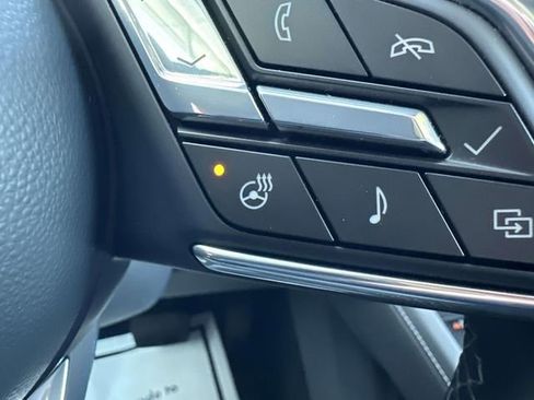 Used 2024 Buick Envision Avenir AWD/4WD image 43