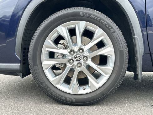 Used 2020 Toyota Highlander Limited AWD/4WD image 17