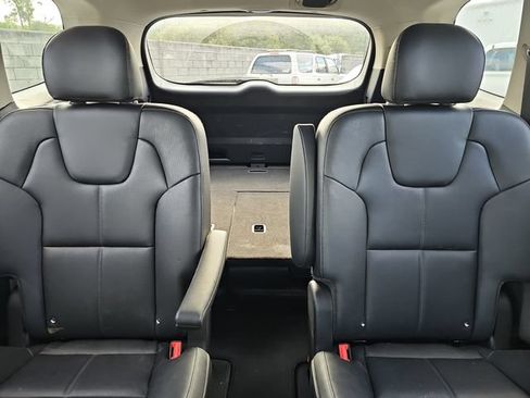 Used 2022 Kia Telluride EX w/ EX Premium Package FWD image 26