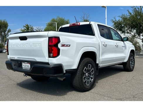 Used 2024 Chevrolet Colorado Z71 w/ Safety Package image 6