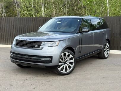 New 2026 Land Rover Range Rover Long Wheelbase SE
