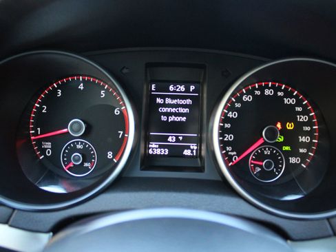 Used 2012 Volkswagen GTI 4-Door image 13