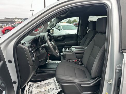 Used 2021 Chevrolet Silverado 1500 Custom image 18