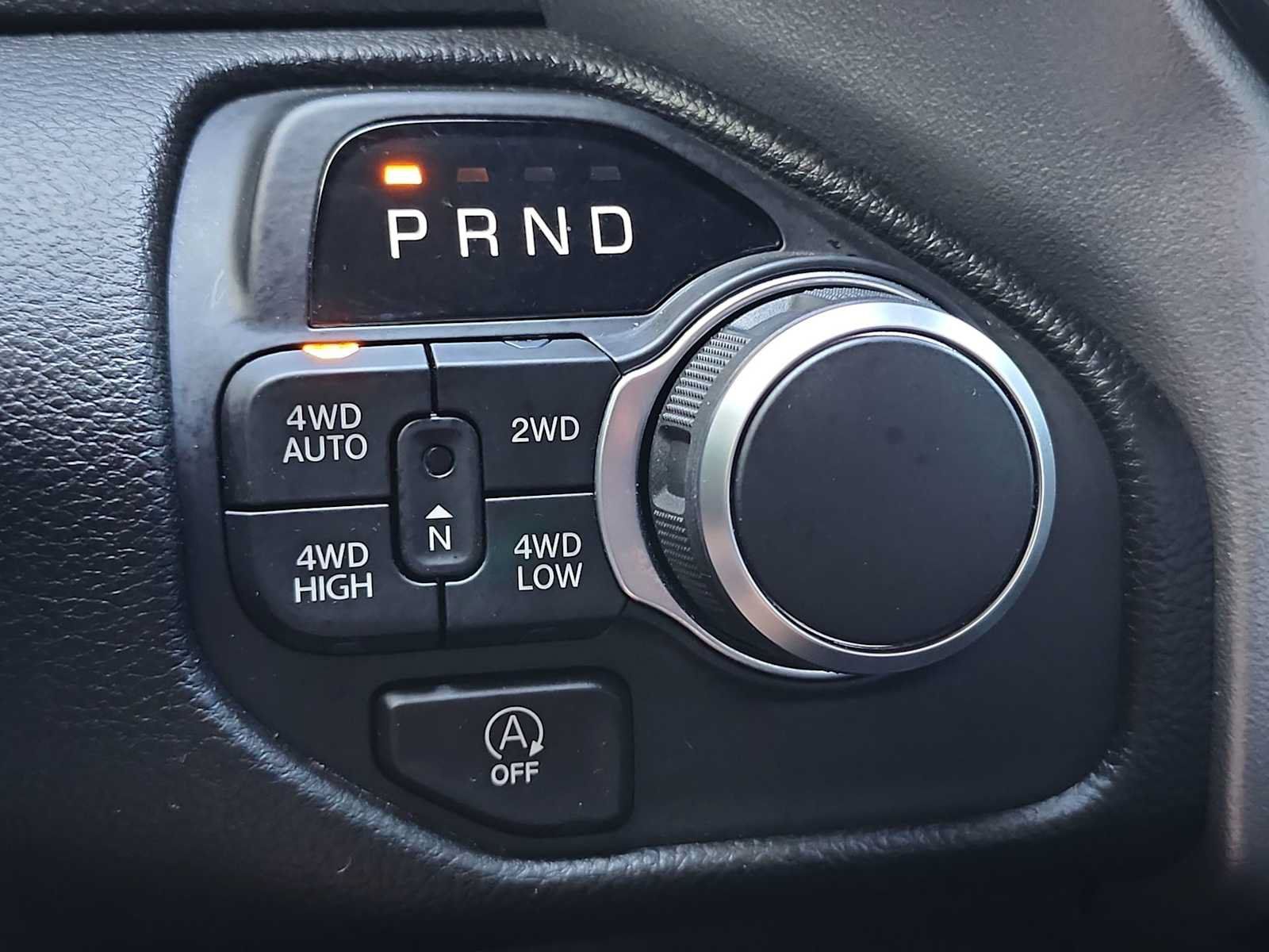 Used 2025 RAM 1500 Big Horn AWD/4WD image 21