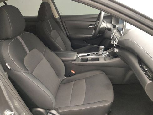 Used 2025 Nissan Sentra SV FWD image 21