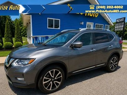 Used 2018 Nissan Rogue SL w/ Premium Package