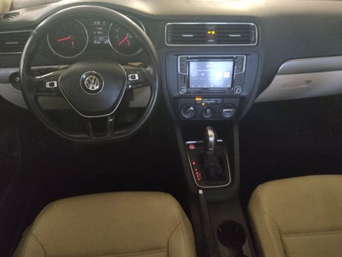 Used 2018 Volkswagen Jetta SE FWD image 22