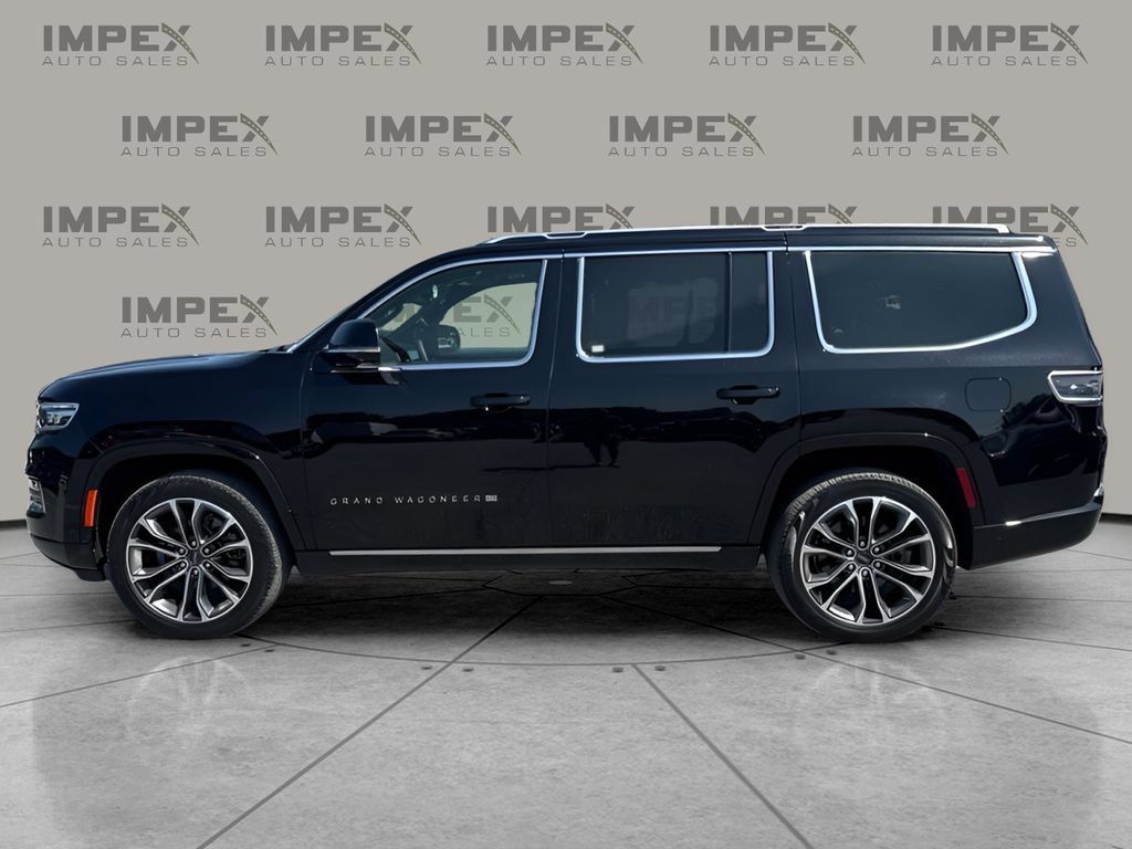 Used 2024 Jeep Grand Wagoneer Series III w/ HD Trailer Tow Package AWD/4WD image 2