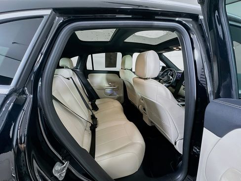 Used 2025 Mercedes-Benz GLA 250 image 30