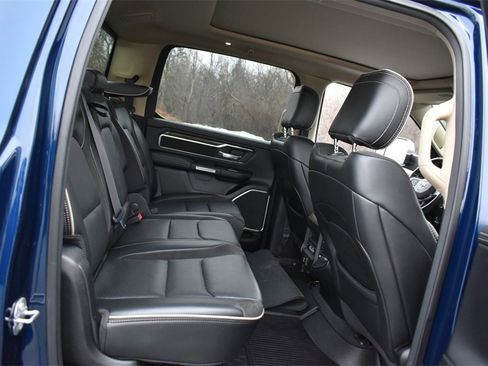 Used 2019 RAM 1500 Laramie image 30