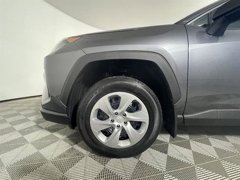 Certified 2022 Toyota RAV4 LE image 23