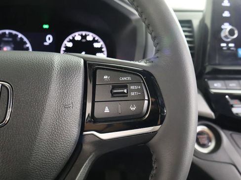 Certified 2026 Honda Odyssey EX-L image 44