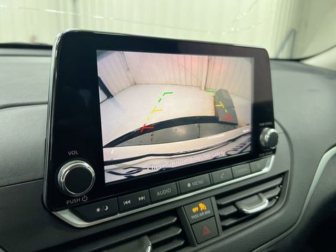 Used 2019 Nissan Altima 2.5 S FWD image 15