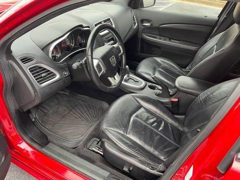 Used 2013 Dodge Avenger SXT w/ Rallye Appearance Group image 9