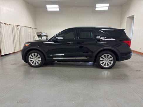 Used 2020 Ford Explorer Limited w/ Class III Trailer Tow Package image 5