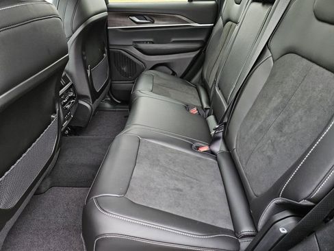 New 2026 Jeep Grand Cherokee Altitude RWD image 28