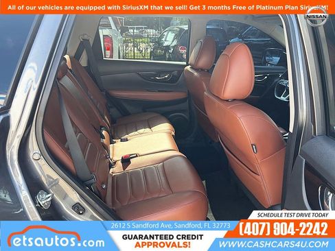 Used 2019 Nissan Rogue SL w/ Premium Package FWD image 11