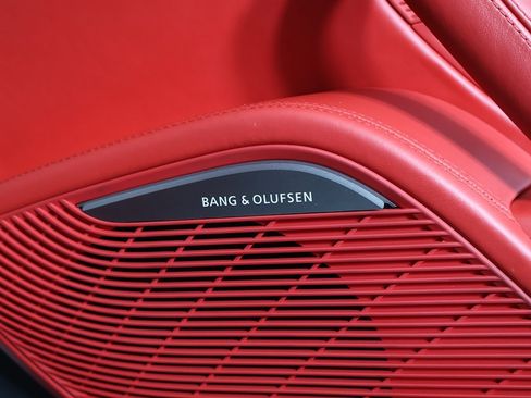 Used 2018 Audi R8 V10 w/ Carbon Exterior Package image 33