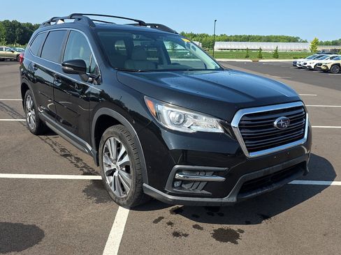 Used 2021 Subaru Ascent Limited w/ Technology Package AWD/4WD image 3