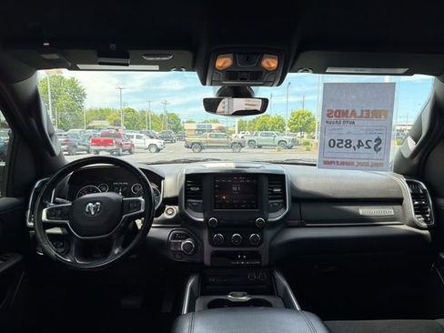 Used 2019 RAM 1500 Big Horn AWD/4WD image 14