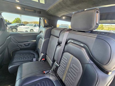 Used 2024 Rivian R1S Adventure AWD/4WD image 19