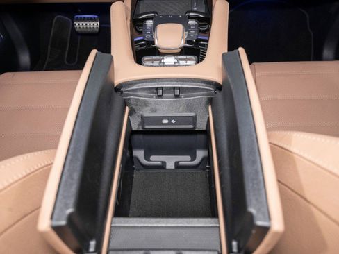 New 2026 Mercedes-Benz GLS 450 4MATIC image 26