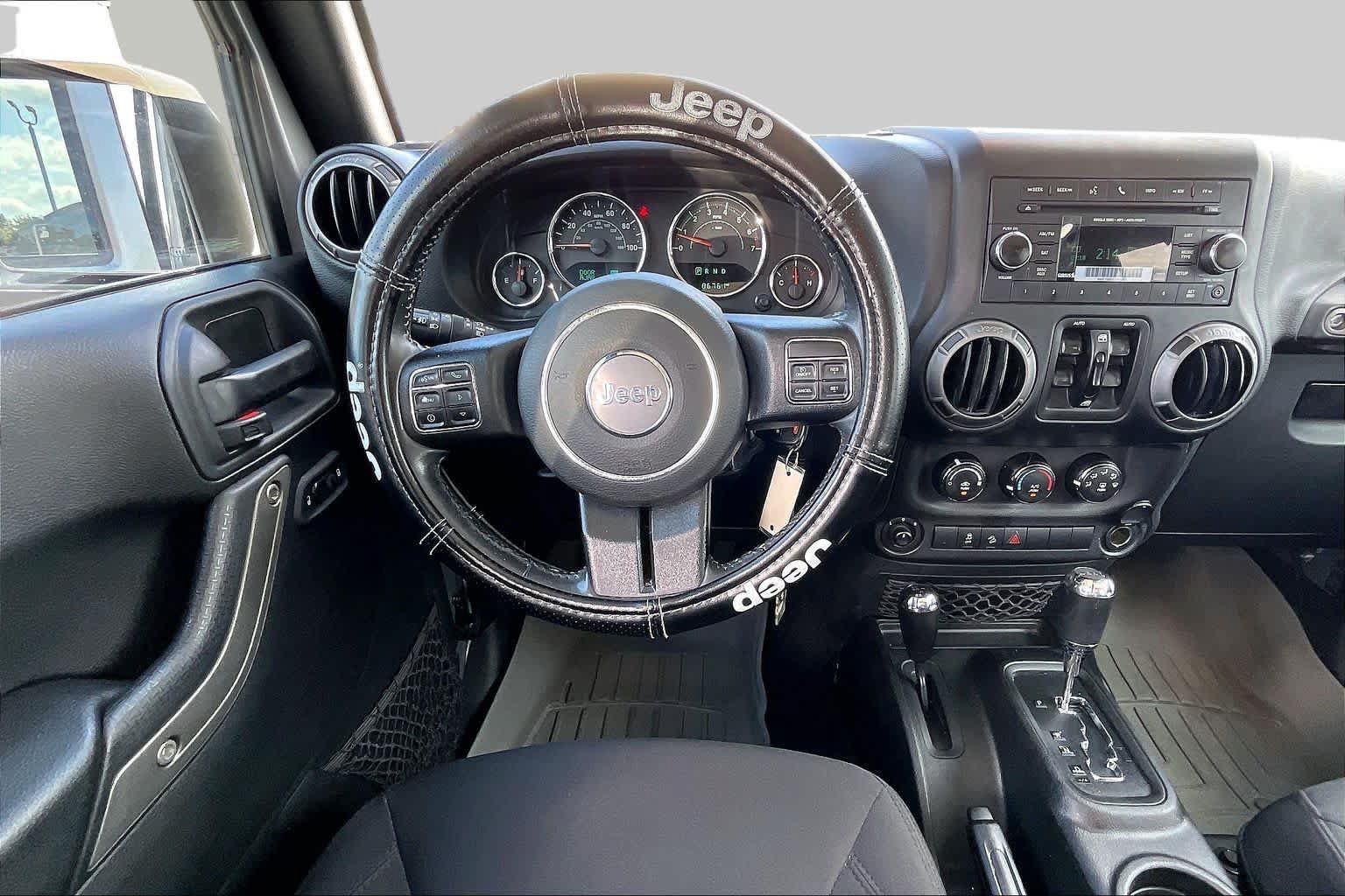 Used 2017 Jeep Wrangler Unlimited Sport w/ Quick Order Package 24S AWD/4WD image 6