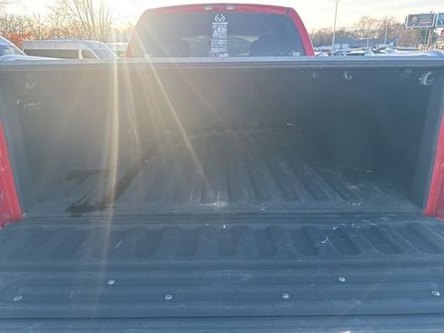 Used 2004 Dodge Ram 1500 Truck SLT w/ Quad Cab Value Group image 9