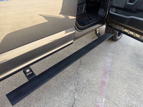 Used 2019 Ford F250 Lariat w/ Lariat Value Package AWD/4WD image 17