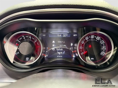Used 2018 Dodge Challenger R/T RWD image 12