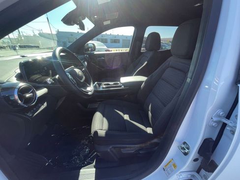 Used 2025 Chevrolet Equinox LT image 27