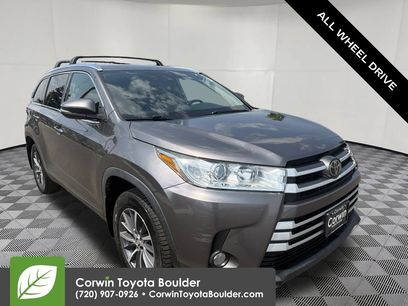 Used 2019 Toyota Highlander XLE w/ Carpet Mat Package (TMS)