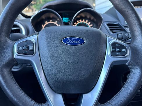 Used 2016 Ford Fiesta Titanium image 23