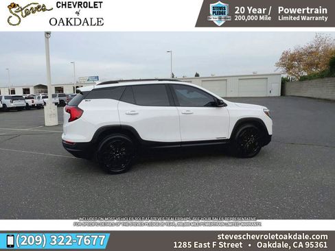 Certified 2021 GMC Terrain SLT w/ Infotainment Package II image 12