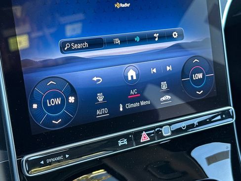 Used 2022 Mercedes-Benz C 300 Sedan image 19