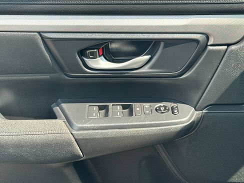 Used 2020 Honda CR-V LX image 34