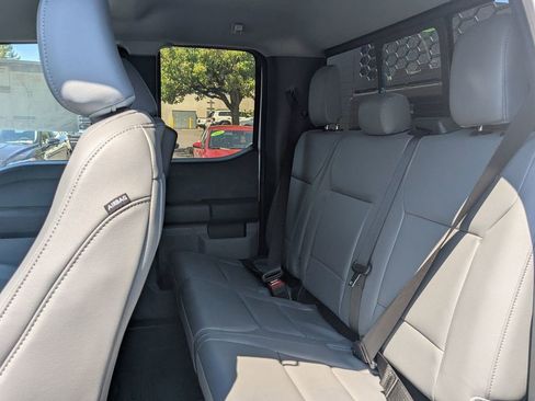 New 2025 Ford F550 4x4 SuperCab Super Duty image 11