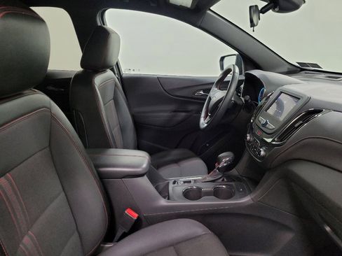 Used 2023 Chevrolet Equinox RS FWD image 21