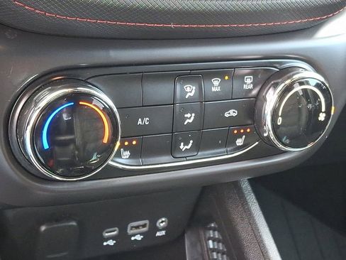 Used 2022 Chevrolet TrailBlazer RS image 14