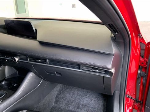 Used 2024 MAZDA MAZDA3 s image 19