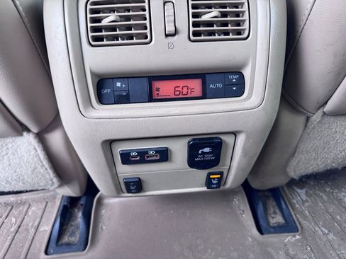 Used 2019 Nissan Pathfinder SL w/ SL Premium Package image 26