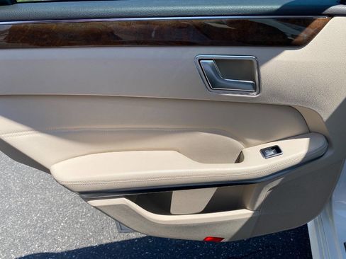 Used 2014 Mercedes-Benz E 350 4MATIC Sedan w/ Premium 1 Package image 25